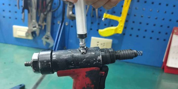 拉釘槍常規(guī)故障修理方法，還不趕緊收藏起來