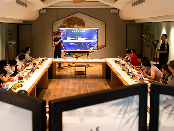 現(xiàn)場(chǎng)探討